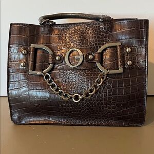 Elegant Brown Crocodile-Embossed Women's Bag